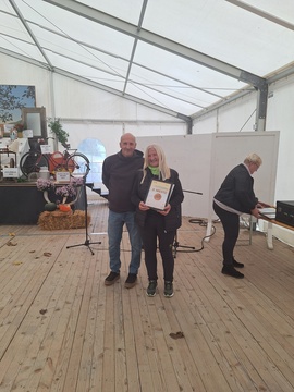 Tuhinjska dolina spet polna cvetja iz krep papirja (12)